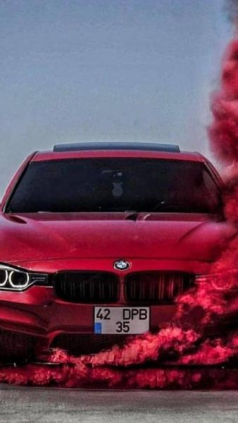  دانلود عکس ماشین با کیفیت 8k برای گوشی