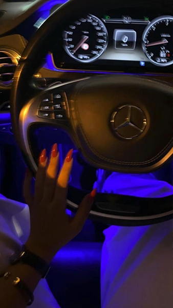 عکس فیک تو ماشین روز