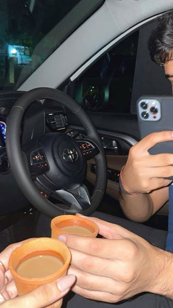 عکس فیک تو ماشین روز