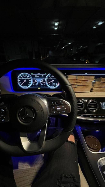 عکس فیک تو ماشین روز